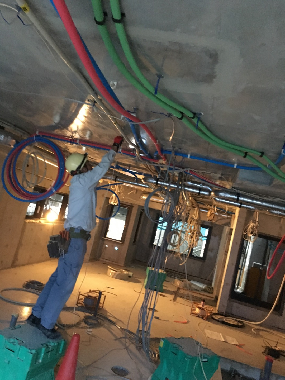 電灯コンセント工事